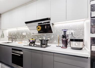 美大家電衛(wèi)浴 深耕家用電器研發(fā)，引領(lǐng)智慧生活新風(fēng)尚